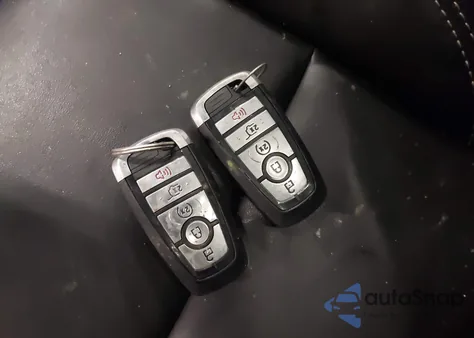 2022 Ford Explorer Xlt z USA, uszkodzony, nr VIN 1FMSK8DH2NGA60504